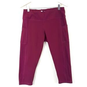 Luga Burgundy Cropped Athletic Leggings w/ Pockets. Size M